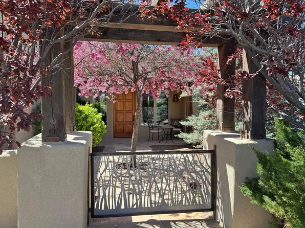 10 Descanso Rd, Santa Fe, NM 87508