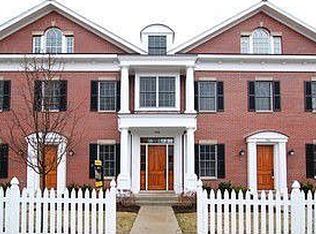 934 Westmoor Rd, Winnetka, IL 60093