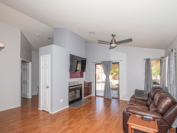 5th image of 8901 N Ferber Ct