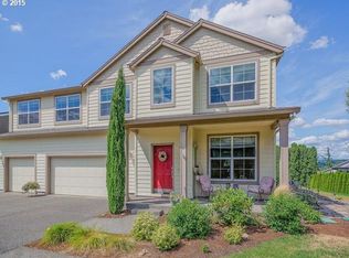 987 SE 48th St, Troutdale, OR 97060