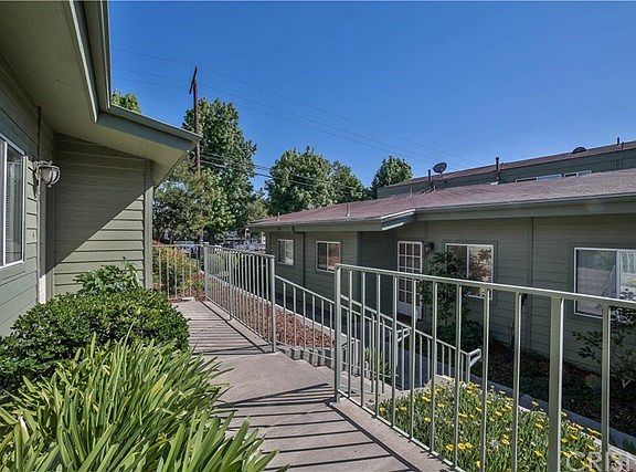 4th image of 11377 Osborne Pl Unit 30