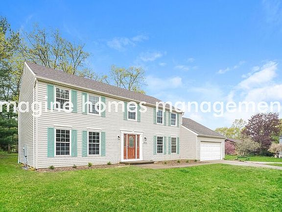 3rd image of 18042 W Bend Dr