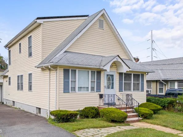 46 Drummond Avenue, Red Bank, NJ 07701