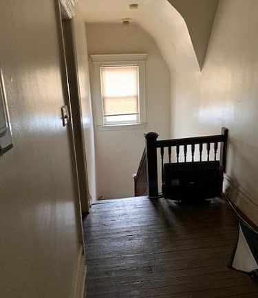 3rd image of 162 N Maple Ave
