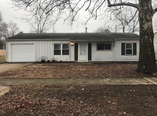 1308 Centennial Dr, Champaign, IL