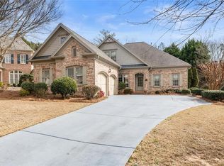 6620 Eastleigh Cir, Suwanee, GA 30024