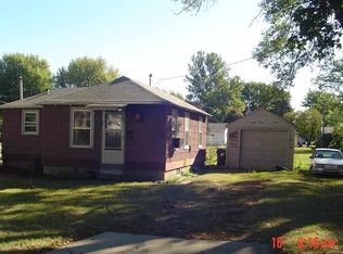 1720 18th Ave, Sterling, IL 61081