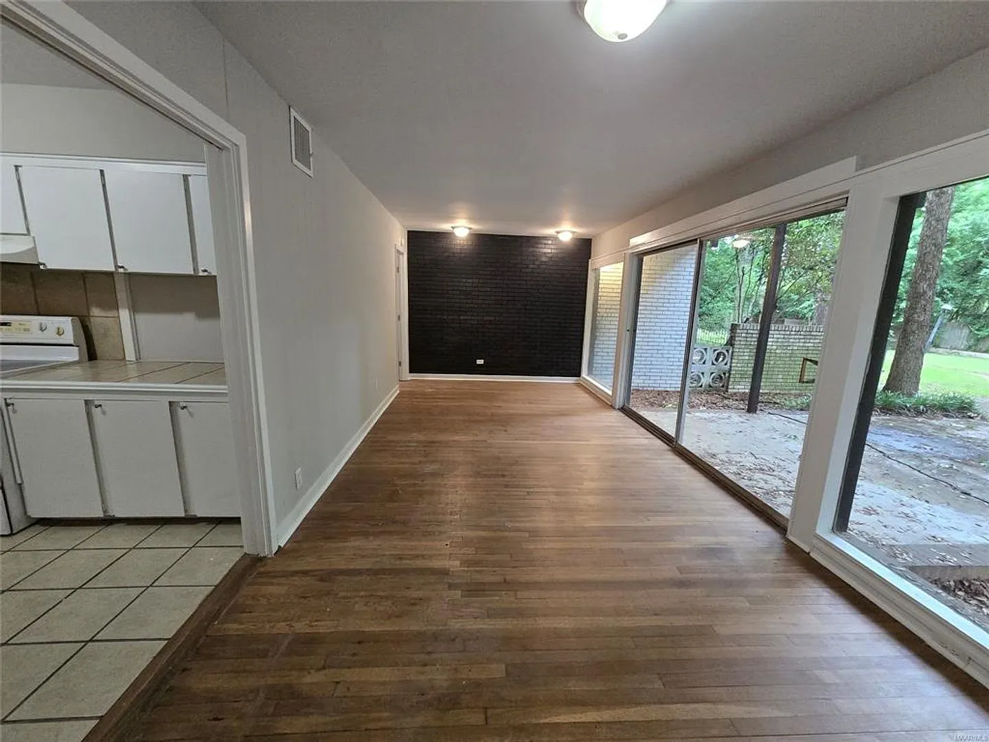 The Rosa Apartments — Photo 3