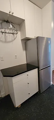 Rented by Plaza Real Estate Group | media 6