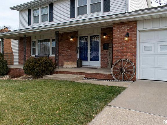 2nd image of 6418 N Oakbrook Ct