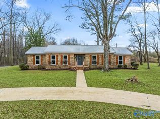 1241 Askea Grove Ln, Arab, AL 35016