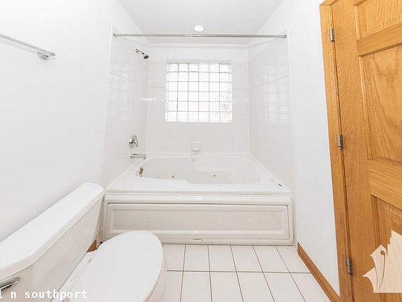 3rd image of 2741 N Southport Ave #717