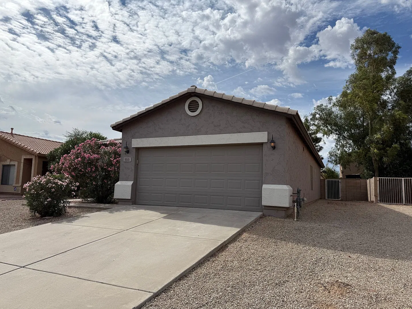 Johnson Ranch, 3 bed, 2 bath, single story, community pool and Golf — Photo 4