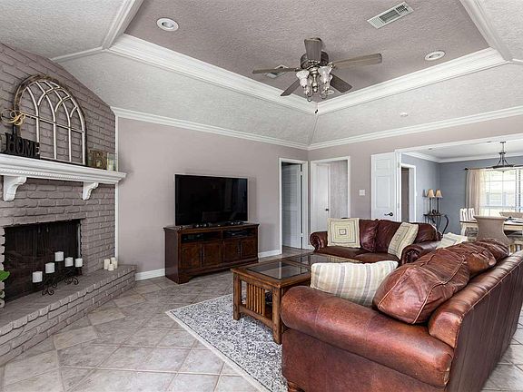 4th image of 6550 Westgate Dr