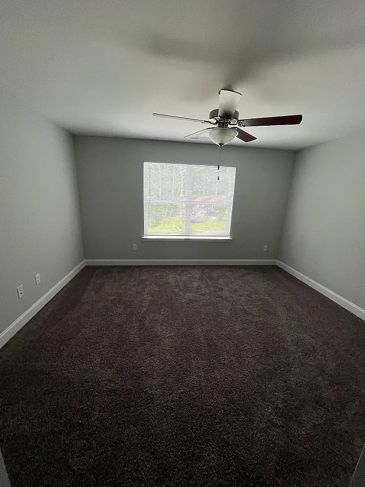 2 bed, 2.5 bath, 1680 sqft, $1,400 — Photo 2