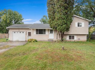 2484 E Lake Rd, Clio, MI 48420