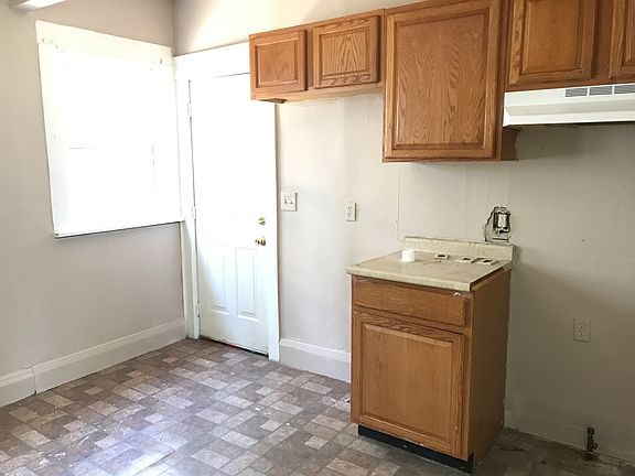 4th image of 3267 E 117th St