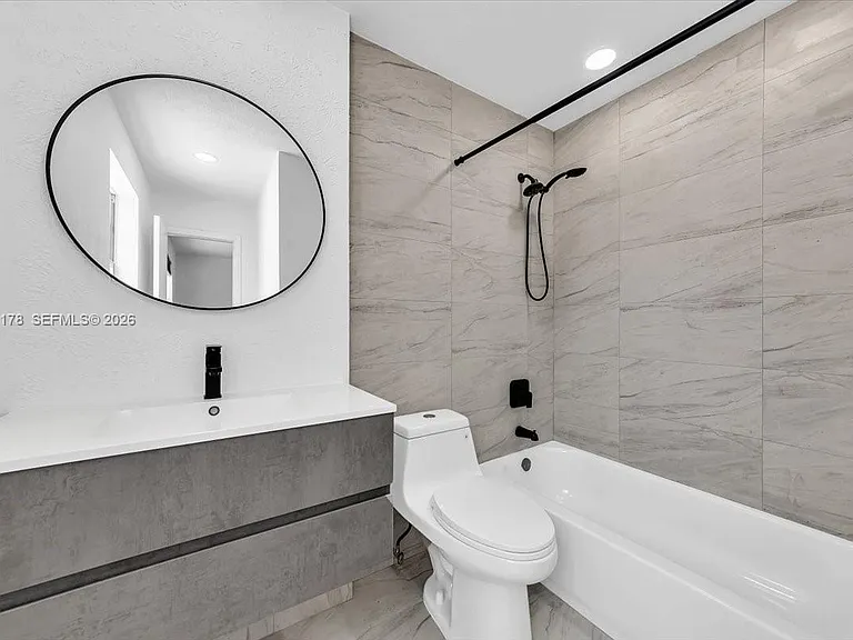 12370 SW 52nd St — Photo 36