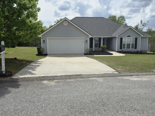 1467 Oxpens Rd