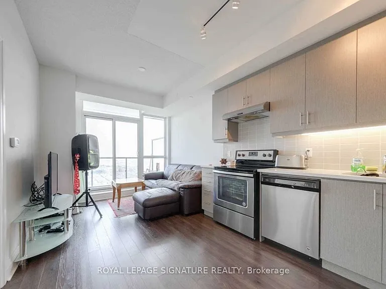 17 Zorra St #1407 — Photo 3