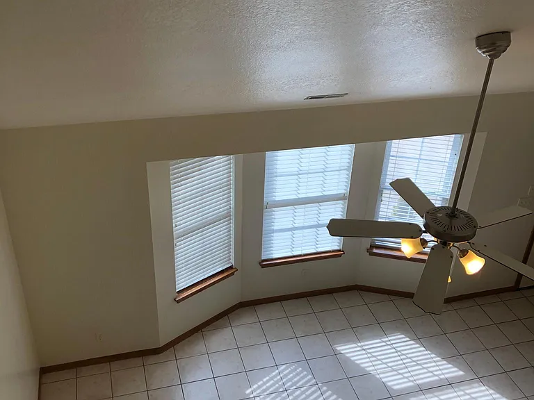 5507 Hunley Ct — Photo 10