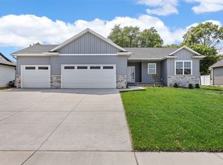 4112 Larkspur Dr, Marion, IA 52302