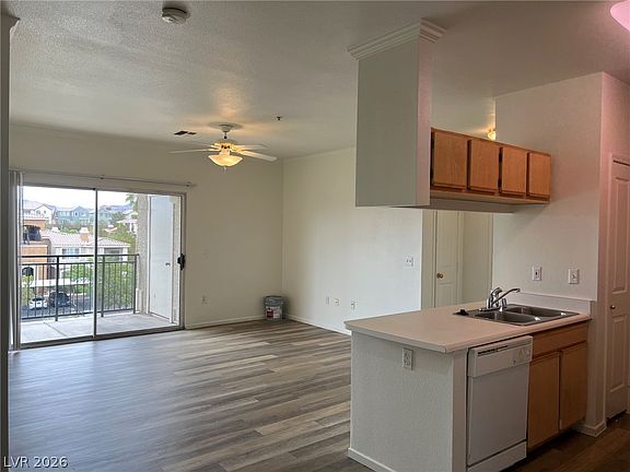 4th image of 2900 Sunridge Heights Pkwy APT 935