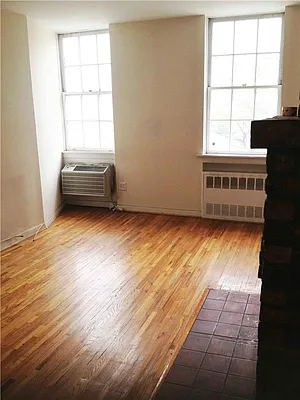 Rented by Buchbinder & Warren | media 4