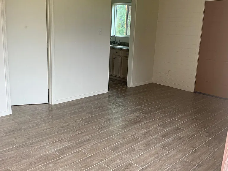 516 W Highland Ave #O — Photo 2