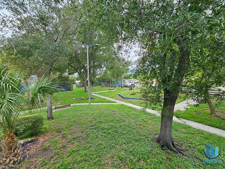 7601 Paula Dr #5 — Photo 15