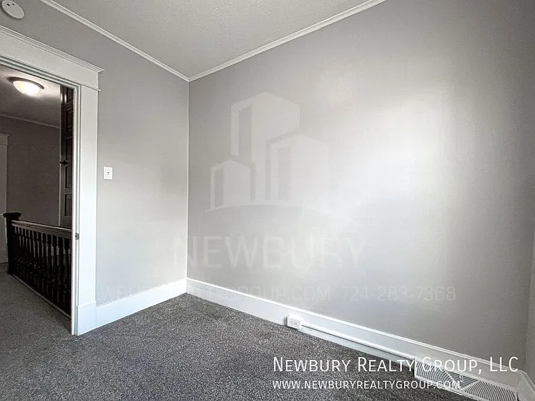 313 Wilson Ave — Photo 48