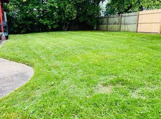 241 Connecticut Ave, Bay Shore, NY 11706