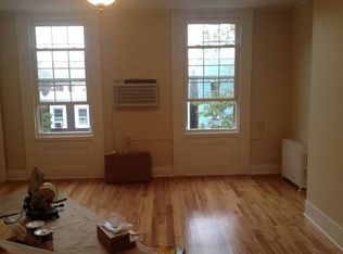 70 Devoe St, Brooklyn, NY 11211