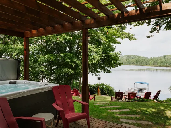 17020 James Dr, Big Rapids, MI 49307