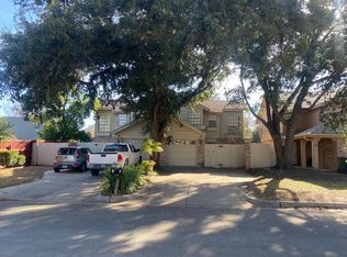 2404 Oak Mnr APT B, Arlington, TX 76012