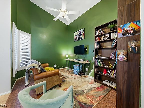 2nd image of 2902 Desert Zinnia Ln
