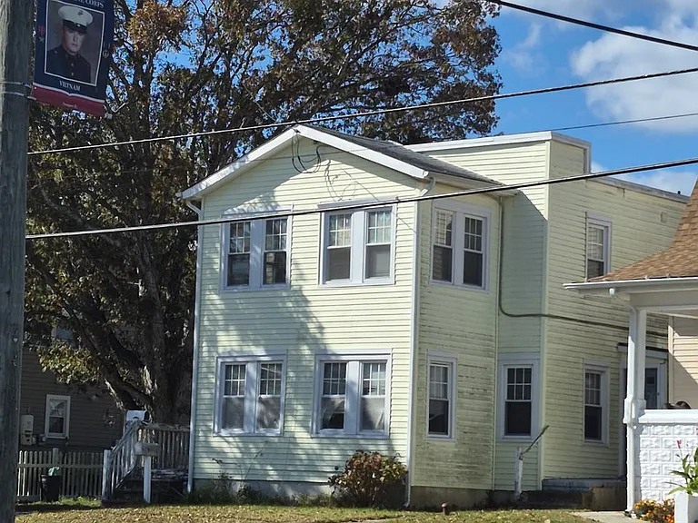 329 Shore Rd #2 — Photo 15