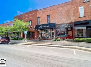 113 1/2 W Maumee St APT 201, Angola, IN 46703