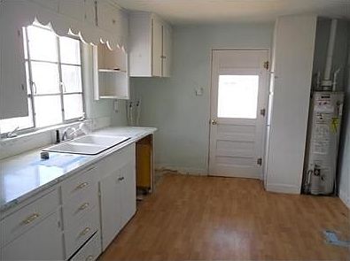 2nd image of 630 N 4th St
