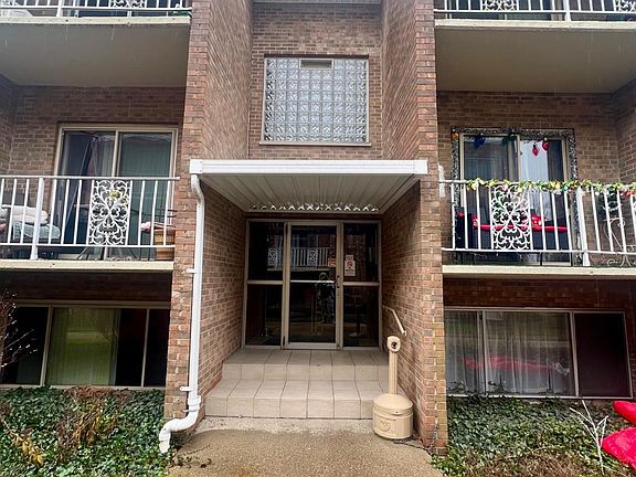 2nd image of 3624 Westwood Northern Blvd Unit 37