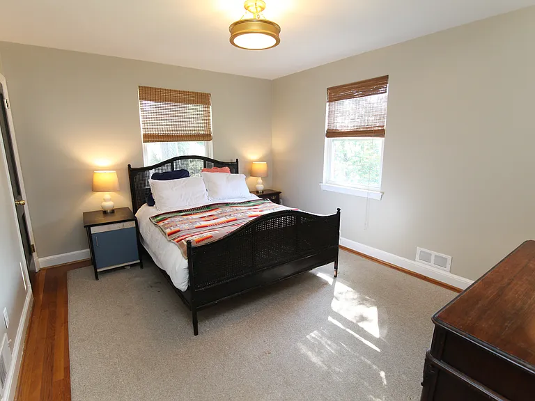 2713 Arcola Ave — Photo 12