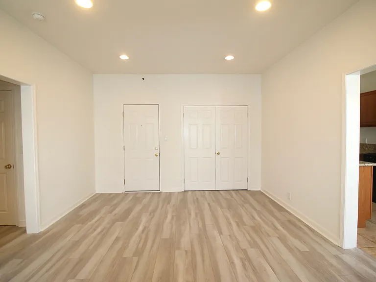 Westmoreland Apartments LLC — Photo 23