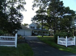 3 Harlow Farm Rd, Sagamore Beach, MA 02562