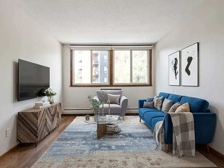 3708 West 32nd Street — Photo 40