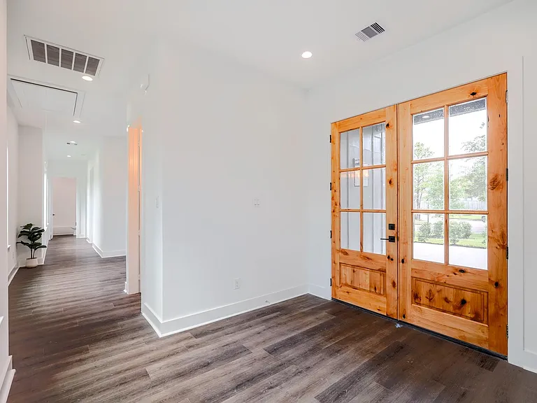 32 Englewood Ct — Photo 20