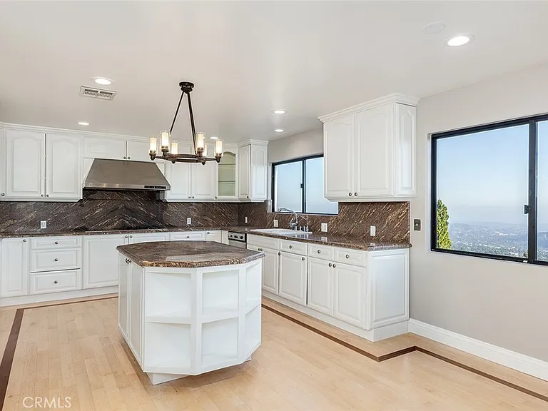 5660 Pine Cone Rd — Photo 13
