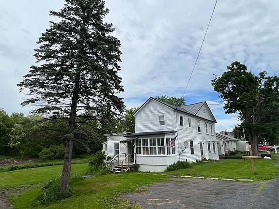 4th image of 123 Church St