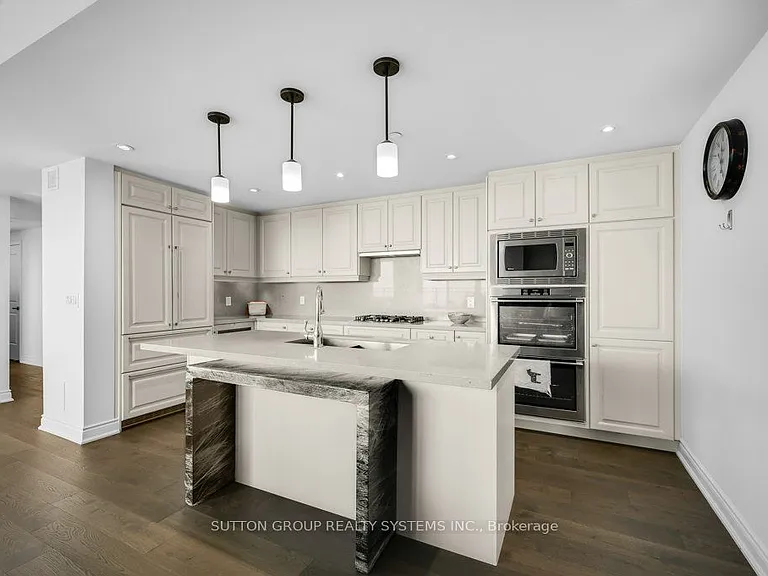 3500 Lakeshore Rd W #B814 — Photo 10