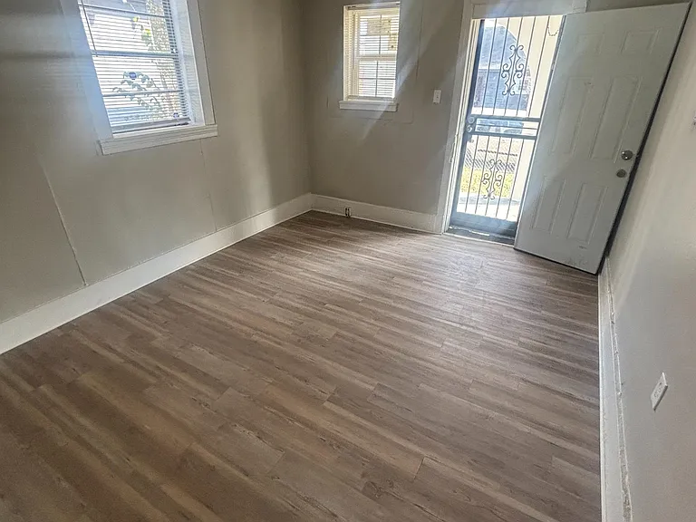 665-667 Marechalneil St #665 — Photo 3