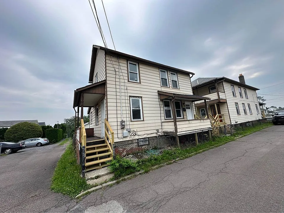 109 Welles St